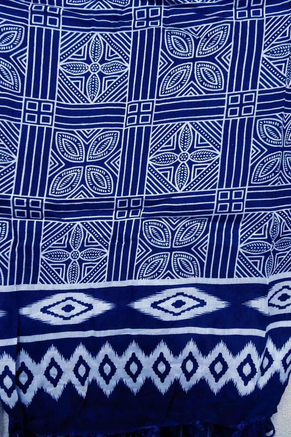 BANS138 Pacifica fine print Navy/whit