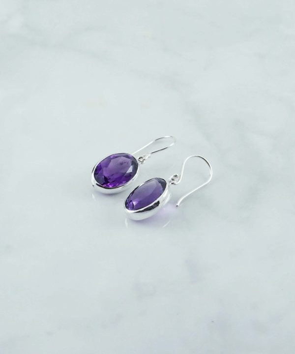 EA112 Amethyst Faceted 10x8mm oval Earring