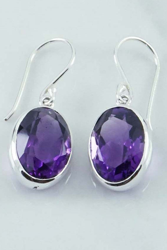 EA113 Amethyst Faceted 12x10mm oval Earring