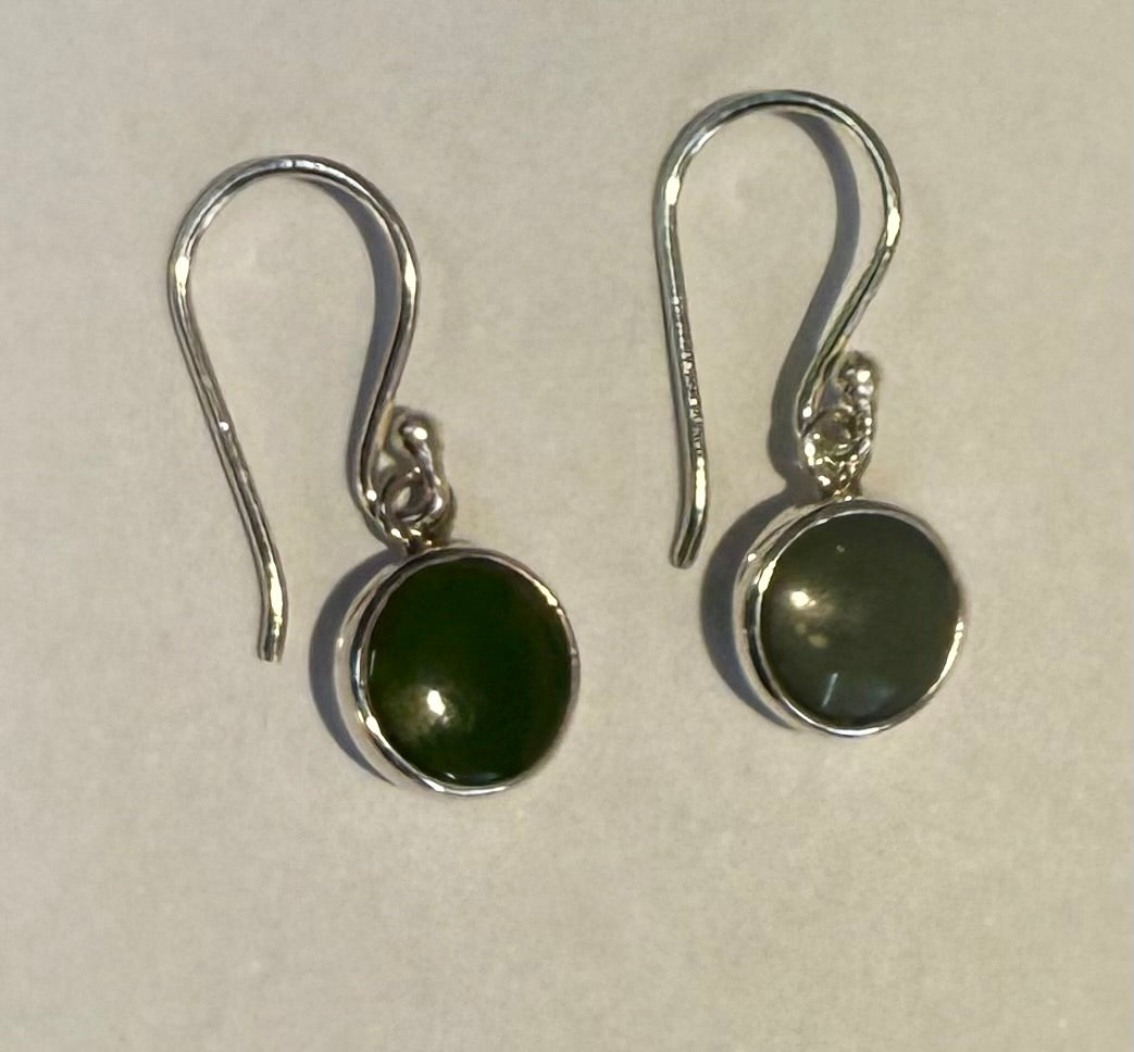 NZ Pounamu 8mm sterling Silver