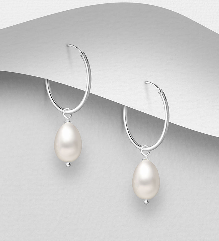 White Pearl 8-9mm bead on hoop