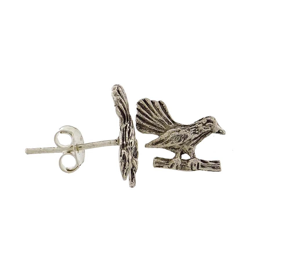 Silver stud earring fantail