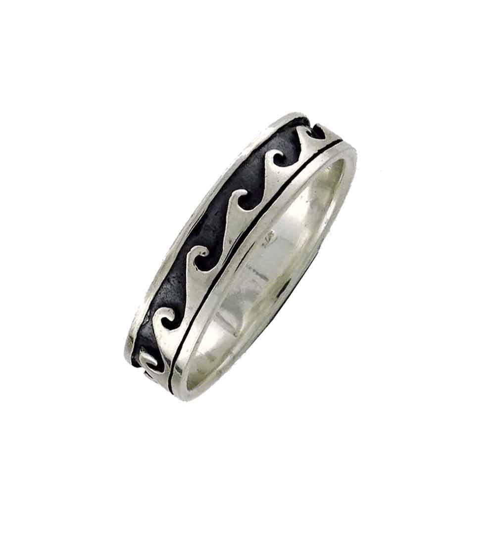 Wave Pattern Ring 5mm wide