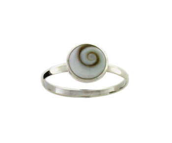 Cats eye shell ring 8mm round