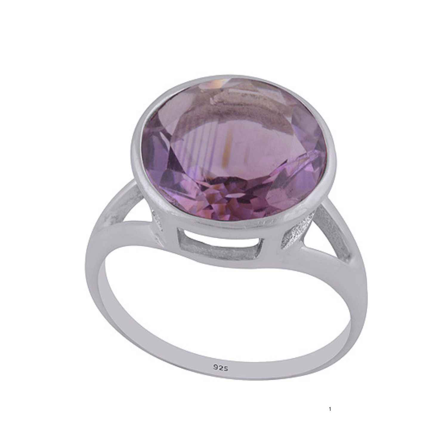 RA536 Ring Amethyst 14x14 round facet