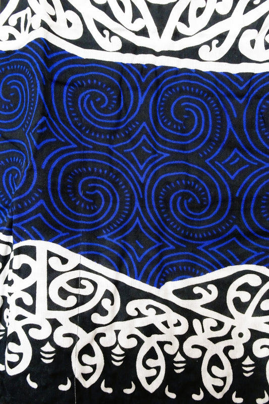 BANS204   Sarong Spiral/Koru rayon Blue & white