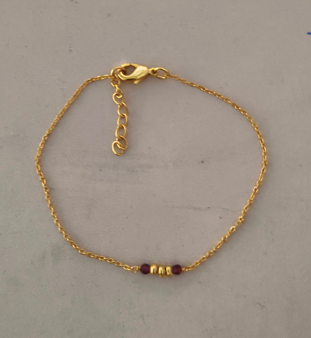 Garnet Facet Beads &  Gold Plated Beads on Brass with fine chain Bracelet 16+2cm