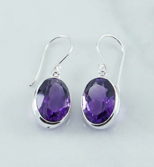 EA111  Amethyst Faceted 8x6mm oval Earring