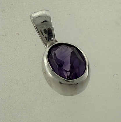 PA103    Amethyst Faceted 9x6mm Oval Pendant