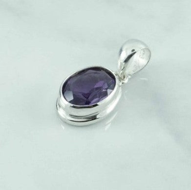 PA105  Amethyst Faceted 15x10mm Oval Pendant