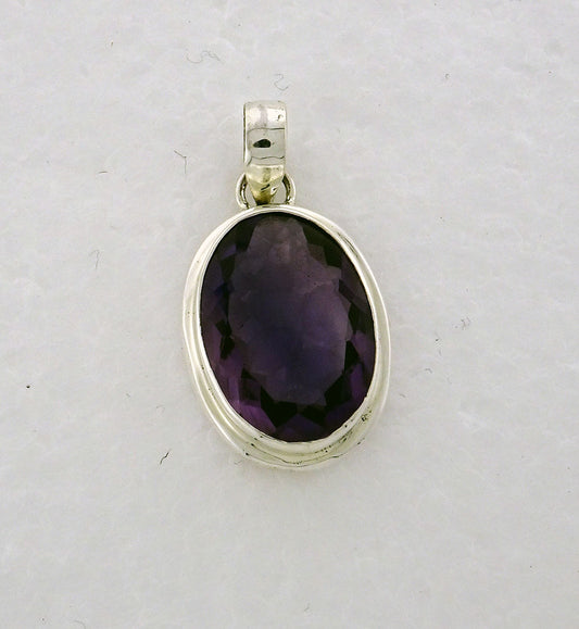 PA107 Amethyst Faceted 18x13mm Oval Pendant