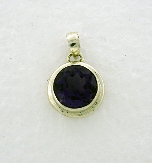 PA110 Amethyst Faceted 12mm Round Pendant