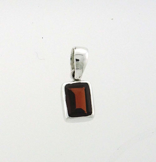 PG105  Garnet Faceted 8x6mm Rectangle Pendant