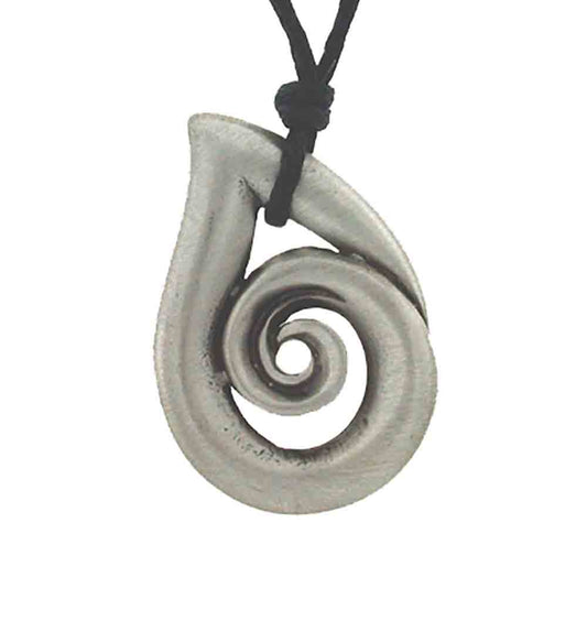 Pendant pewter koru