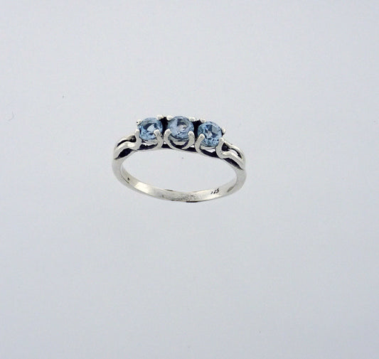 RBT513L   Ring Blue Topaz 3x Faceted stones