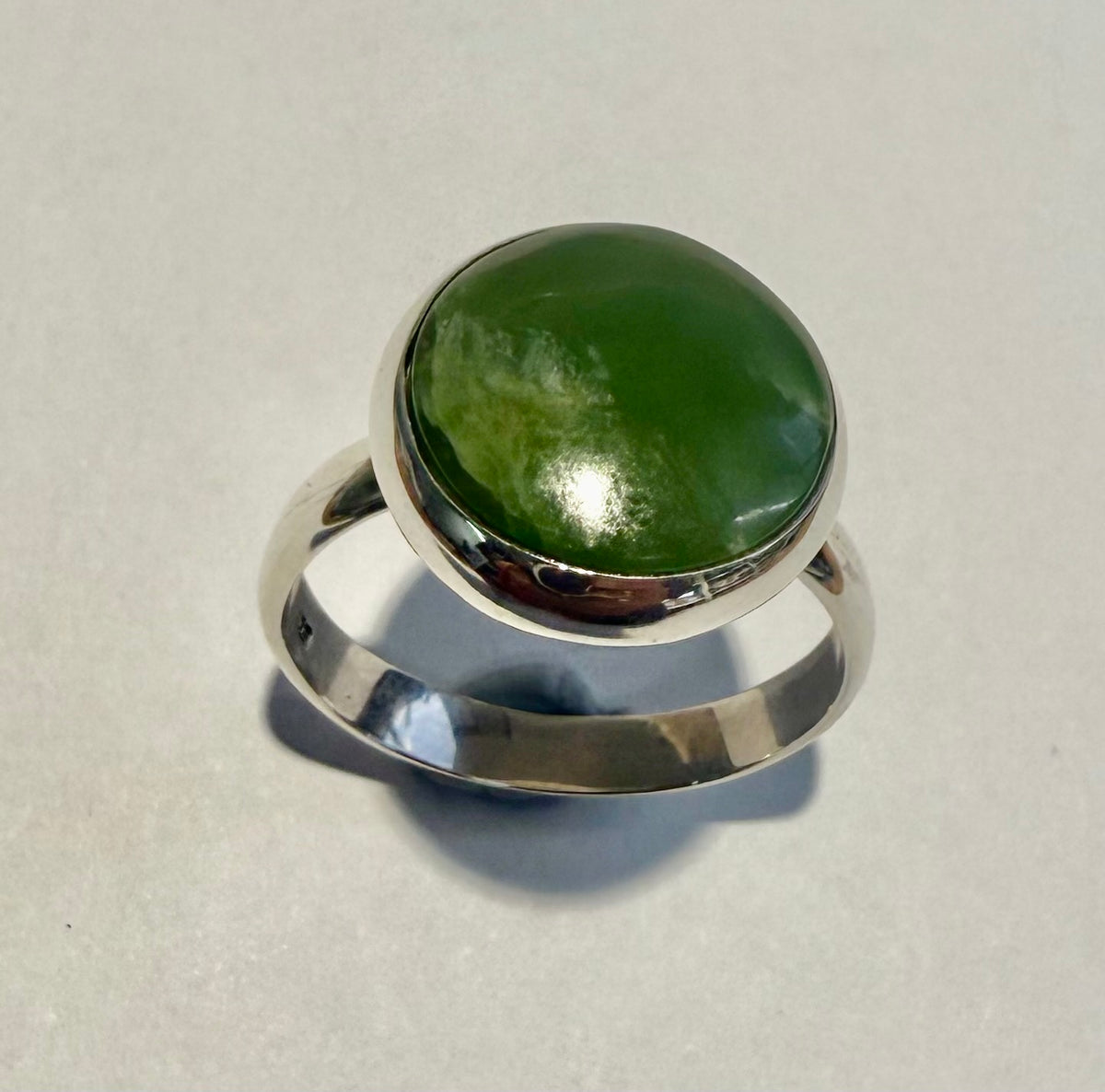 Pounamu 14mm round cabochon ring sterling silver small